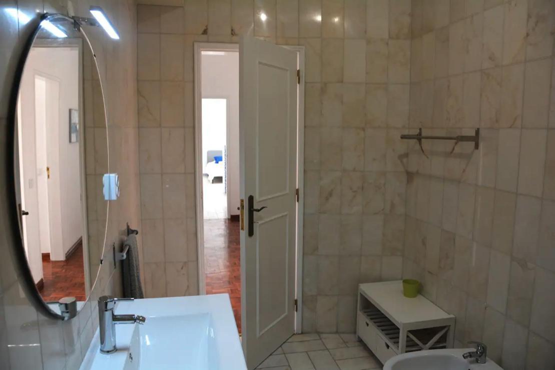 Blife Chelsya Private Rooms Faro Luaran gambar